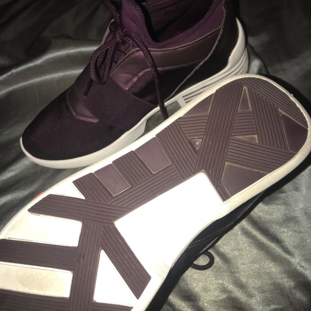 Kendall and Kylie sneakers - Picture 5 of 7